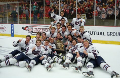 Last year’s Appleton United Hockey team celebrates their State victory.